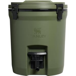 STANLEY Adventure Fast Flow Water Jug 2 Gallon Leakproof Ice Water Dispenser Insulated Beverage Cooler Easy Pour Spigot and Latched Foam Lid BPA-Free(Dried Pine)